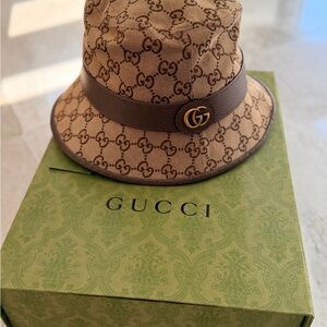 NEW!! Gucci Beige and Brown Monogram Hat